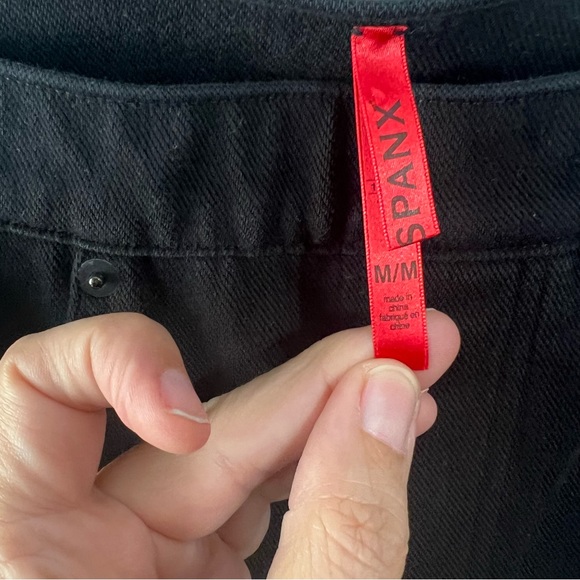 Spanx black faux jean legging size med - Picture 6 of 7